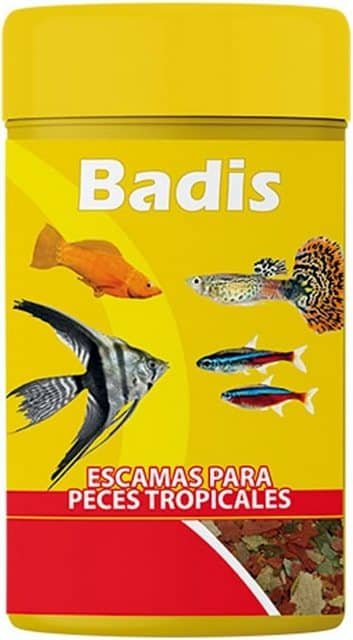 Bote de comida para peces con fórmula nutritiva para acuarios.